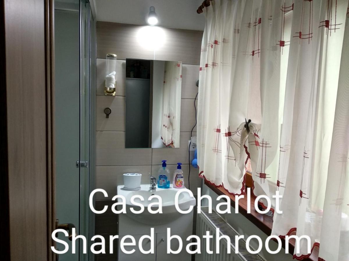 Casa Charlot Appartement Braşov Buitenkant foto