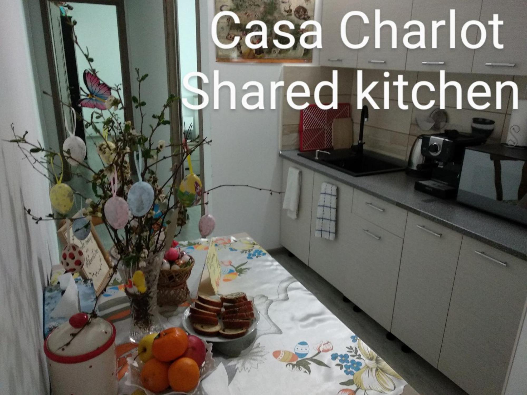 Casa Charlot Appartement Braşov Buitenkant foto
